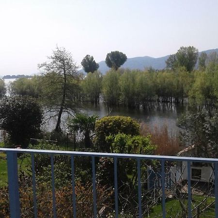 Una Finestra Sul Lago..Appartamento Verbania Exterior photo